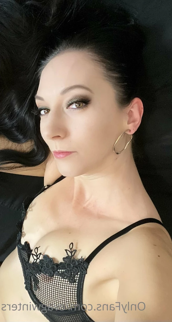 Eva Winters [ evagwinters ] Onlyfans leaked photo 9953133 on Hotleaks.tv