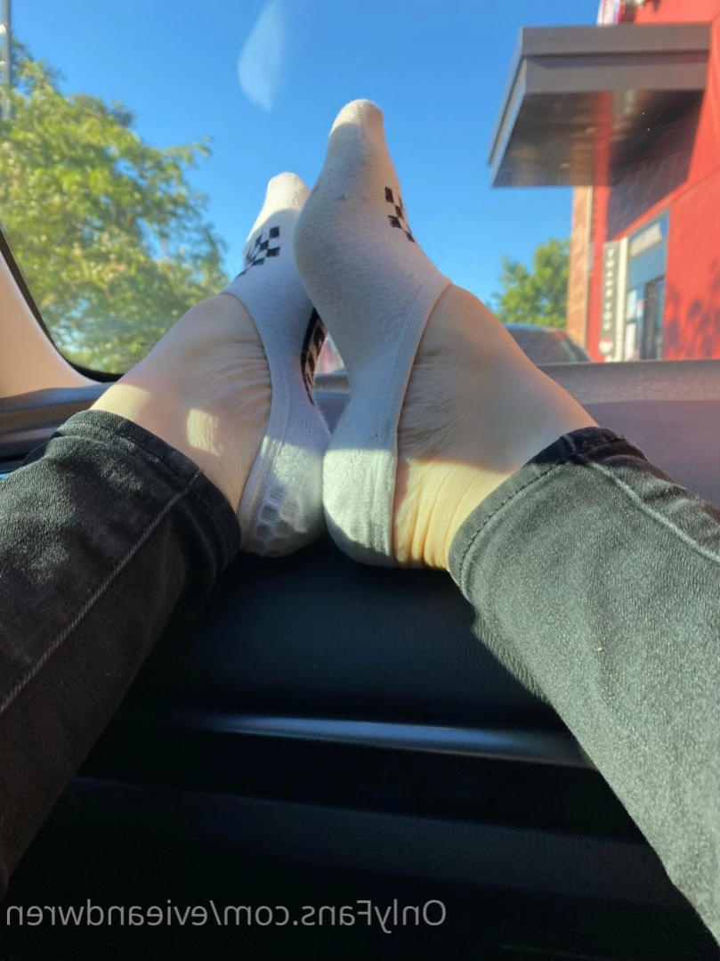 Evie &amp; Wren [ evieandwren ] Onlyfans leaked photo 13290862 on Hotleaks.tv