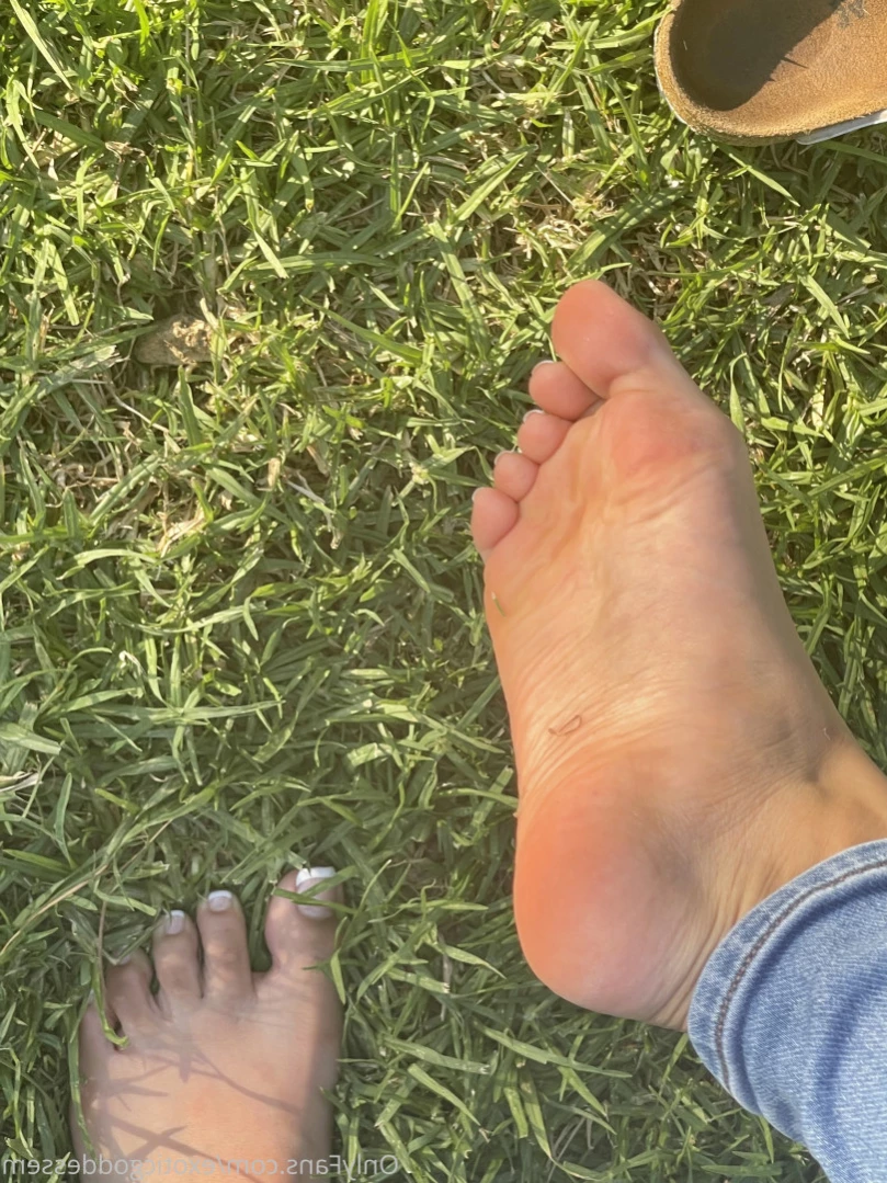 𝑔𝑜𝒹𝒹𝑒𝓈𝓈 𝑒𝓂 ⭐️ [ exoticgoddessem ] Onlyfans leaked photo 13814197 on Hotleaks.tv