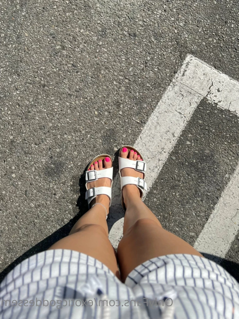 𝑔𝑜𝒹𝒹𝑒𝓈𝓈 𝑒𝓂 ⭐️ [ exoticgoddessem ] Onlyfans leaked photo 14251062 on Hotleaks.tv