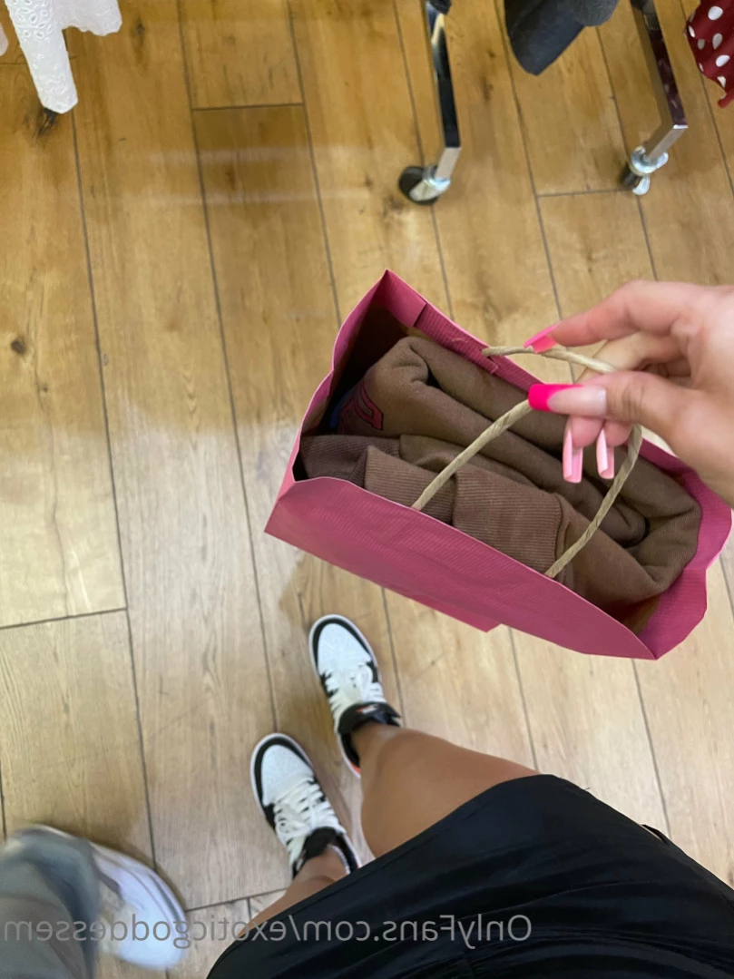 𝑔𝑜𝒹𝒹𝑒𝓈𝓈 𝑒𝓂 ⭐️ [ exoticgoddessem ] Onlyfans leaked photo 14431890 on Hotleaks.tv