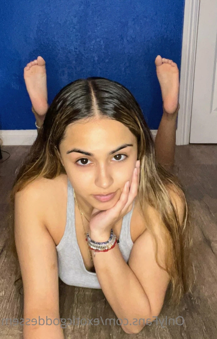 𝑔𝑜𝒹𝒹𝑒𝓈𝓈 𝑒𝓂 ⭐️ [ exoticgoddessem ] Onlyfans leaked photo 14568997 on Hotleaks.tv