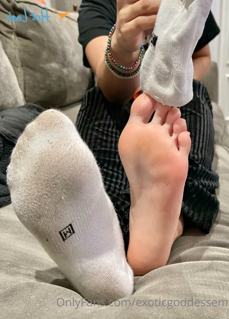 𝑔𝑜𝒹𝒹𝑒𝓈𝓈 𝑒𝓂 ⭐️ [ exoticgoddessem ] Onlyfans leaked photo 14610817 on Hotleaks.tv
