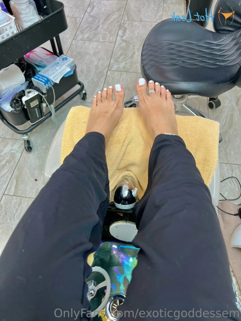 𝑔𝑜𝒹𝒹𝑒𝓈𝓈 𝑒𝓂 ⭐️ [ exoticgoddessem ] Onlyfans leaked photo 15934718 on Hotleaks.tv