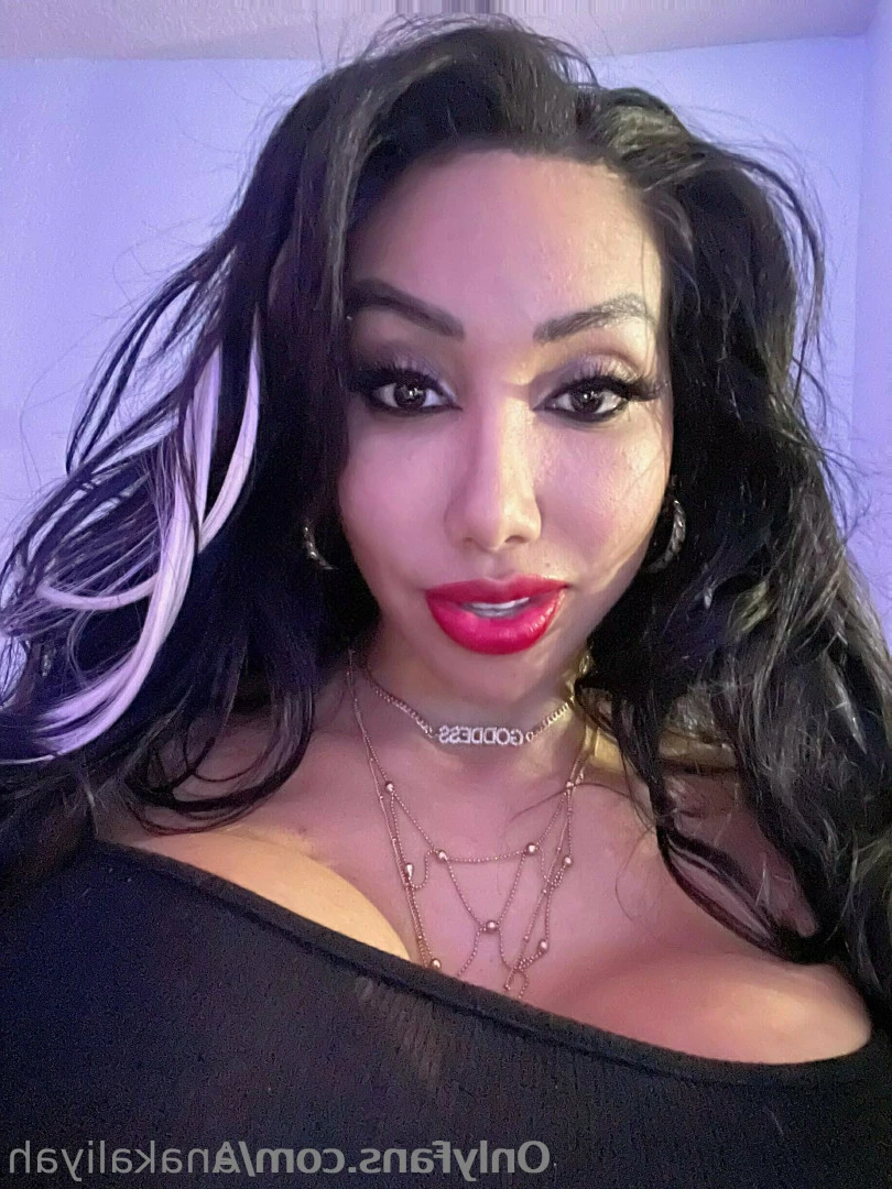 𝗕𝗶𝗴𝗴𝗲𝗿 𝗶𝘀 𝗕𝗲𝘁𝘁𝗲𝗿 [ expanding_kaliyah ] Onlyfans leaked photo 8564615 on Hotleaks.tv