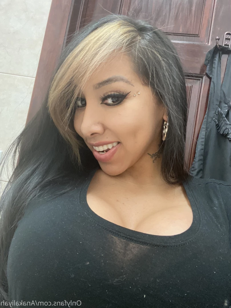 𝗕𝗶𝗴𝗴𝗲𝗿 𝗶𝘀 𝗕𝗲𝘁𝘁𝗲𝗿 [ expanding_kaliyah ] Onlyfans leaked photo 12675902 on Hotleaks.tv