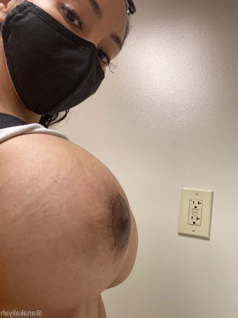 𝗕𝗶𝗴𝗴𝗲𝗿 𝗶𝘀 𝗕𝗲𝘁𝘁𝗲𝗿 [ expanding_kaliyah ] Onlyfans leaked photo 12680928 on Hotleaks.tv