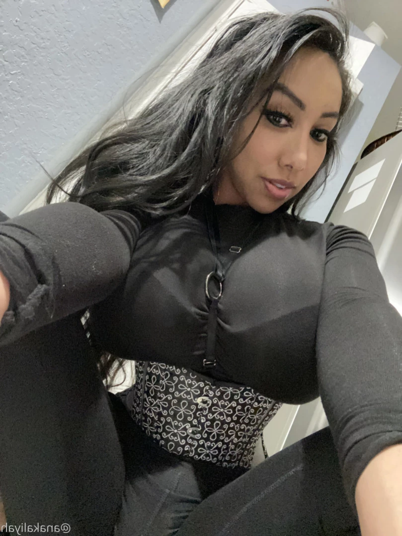 𝗕𝗶𝗴𝗴𝗲𝗿 𝗶𝘀 𝗕𝗲𝘁𝘁𝗲𝗿 [ expanding_kaliyah ] Onlyfans leaked photo 12796108 on Hotleaks.tv