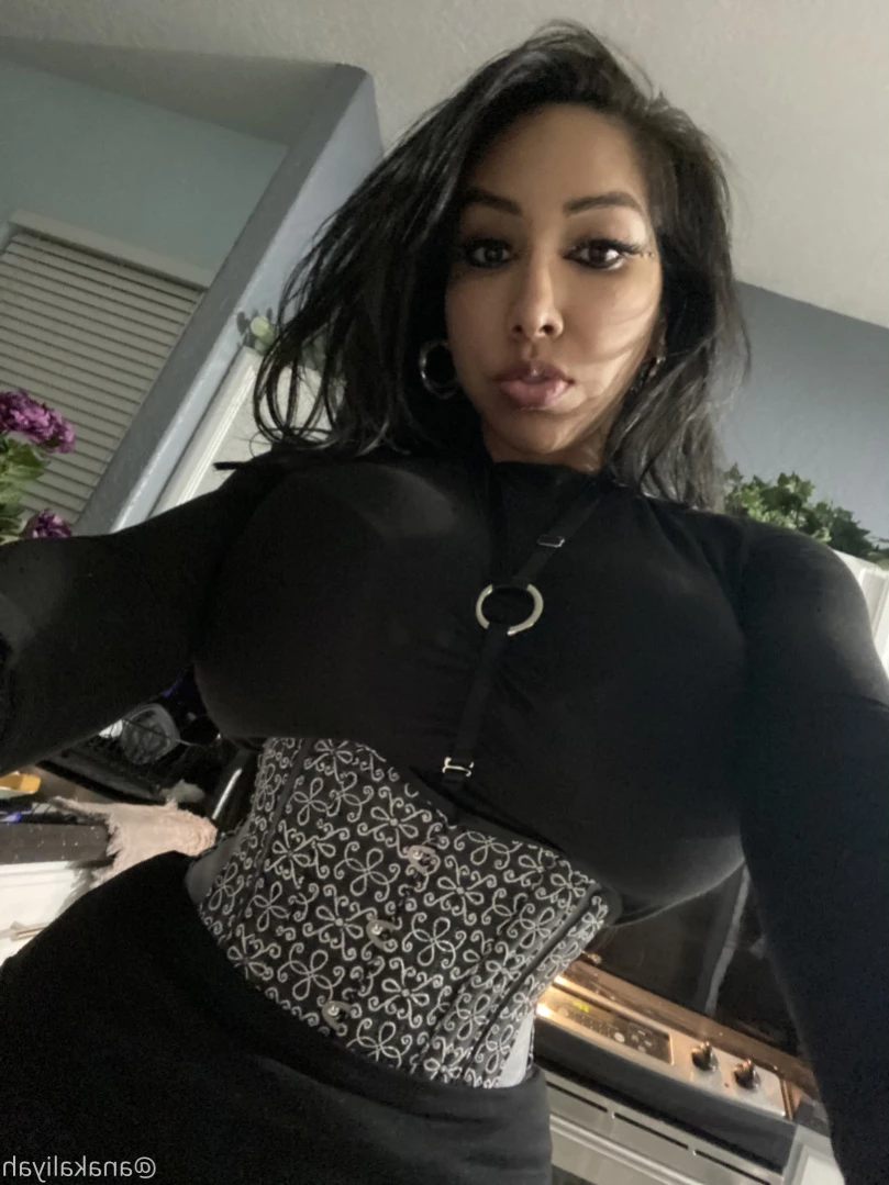 𝗕𝗶𝗴𝗴𝗲𝗿 𝗶𝘀 𝗕𝗲𝘁𝘁𝗲𝗿 [ expanding_kaliyah ] Onlyfans leaked photo 13874923 on Hotleaks.tv