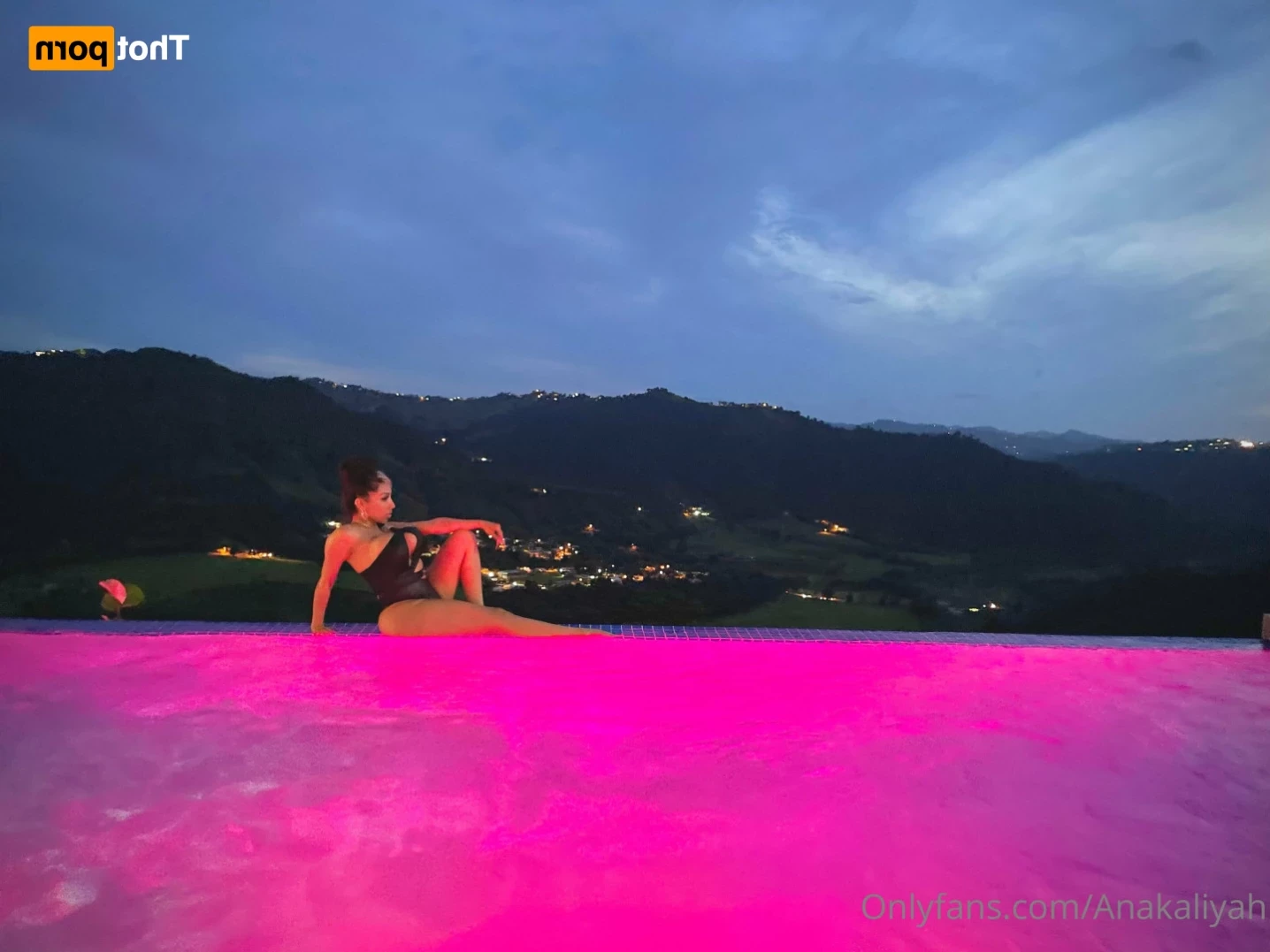 𝗕𝗶𝗴𝗴𝗲𝗿 𝗶𝘀 𝗕𝗲𝘁𝘁𝗲𝗿 [ expanding_kaliyah ] Onlyfans leaked photo 14740292 on Hotleaks.tv