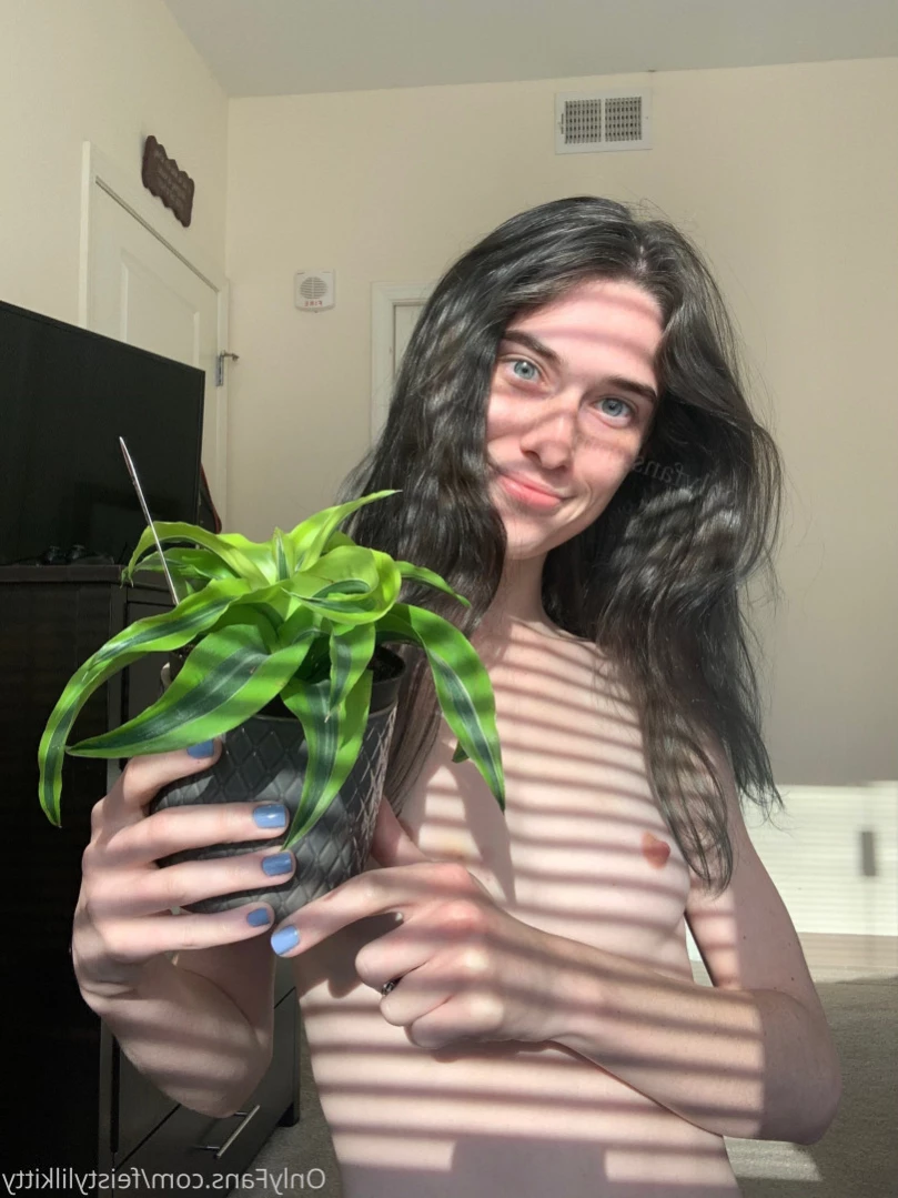 Kitty💜 [ feistylilkitty ] Onlyfans leaked photo 12697780 on Hotleaks.tv