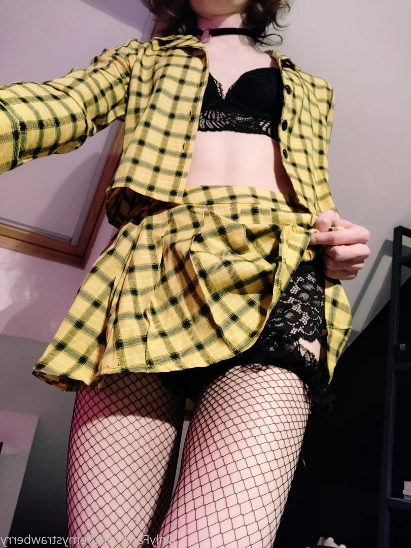 Lil Snarky Berry [ lilsnarkyberry ] Onlyfans leaked photo 8761806 on Hotleaks.tv