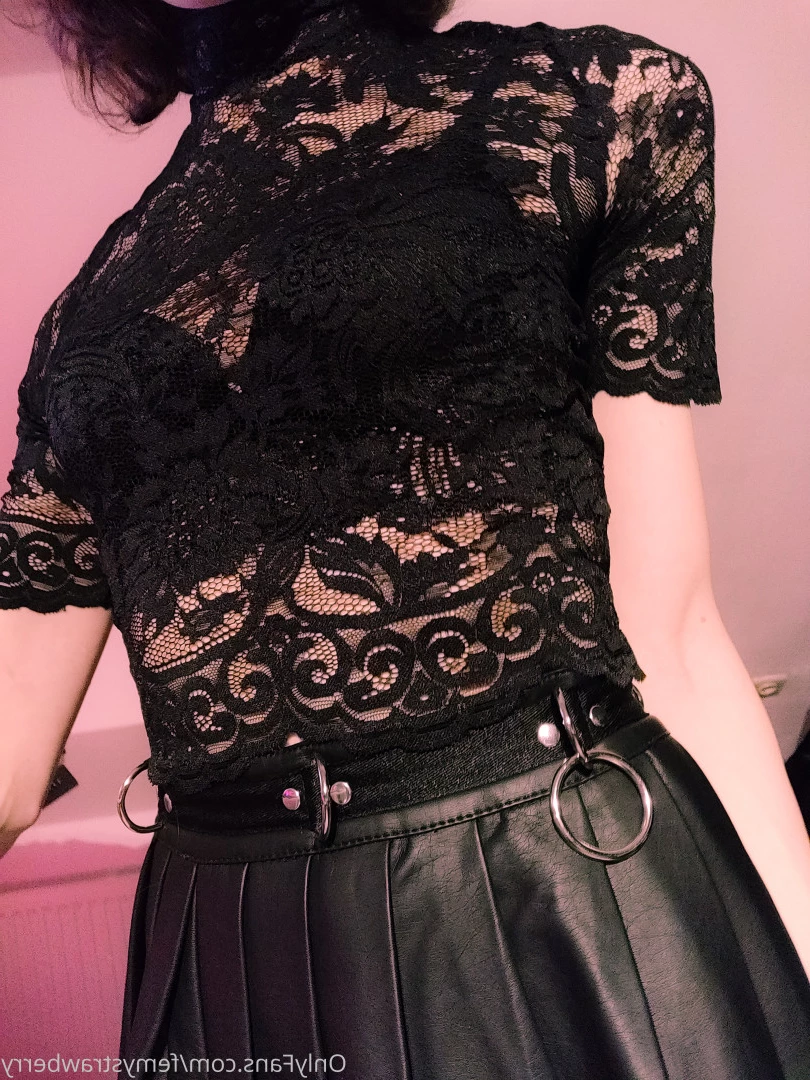 Lil Snarky Berry [ lilsnarkyberry ] Onlyfans leaked photo 8762696 on Hotleaks.tv