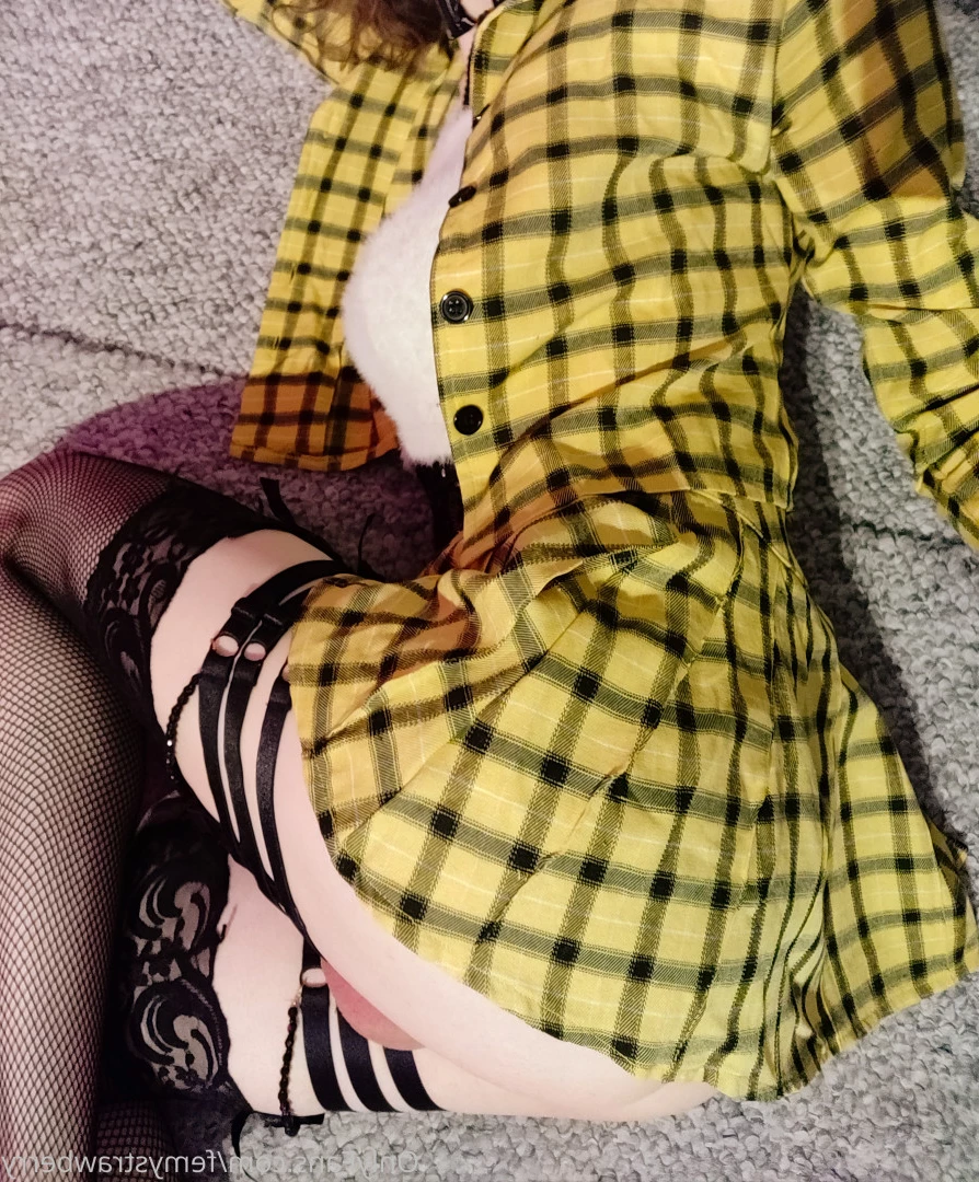 Lil Snarky Berry [ lilsnarkyberry ] Onlyfans leaked photo 8770384 on Hotleaks.tv
