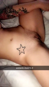 743787