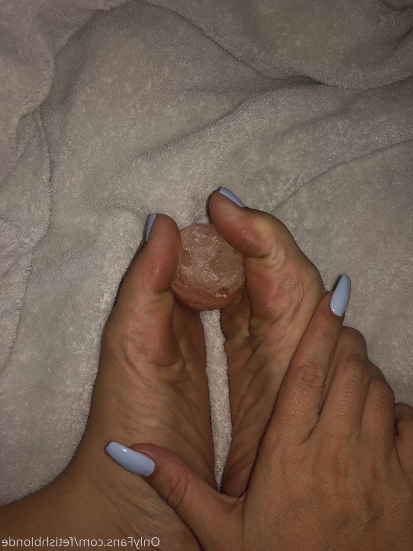 Foot fetish blonde [ fetishblonde ] Onlyfans leaked photo 10208197 on Hotleaks.tv
