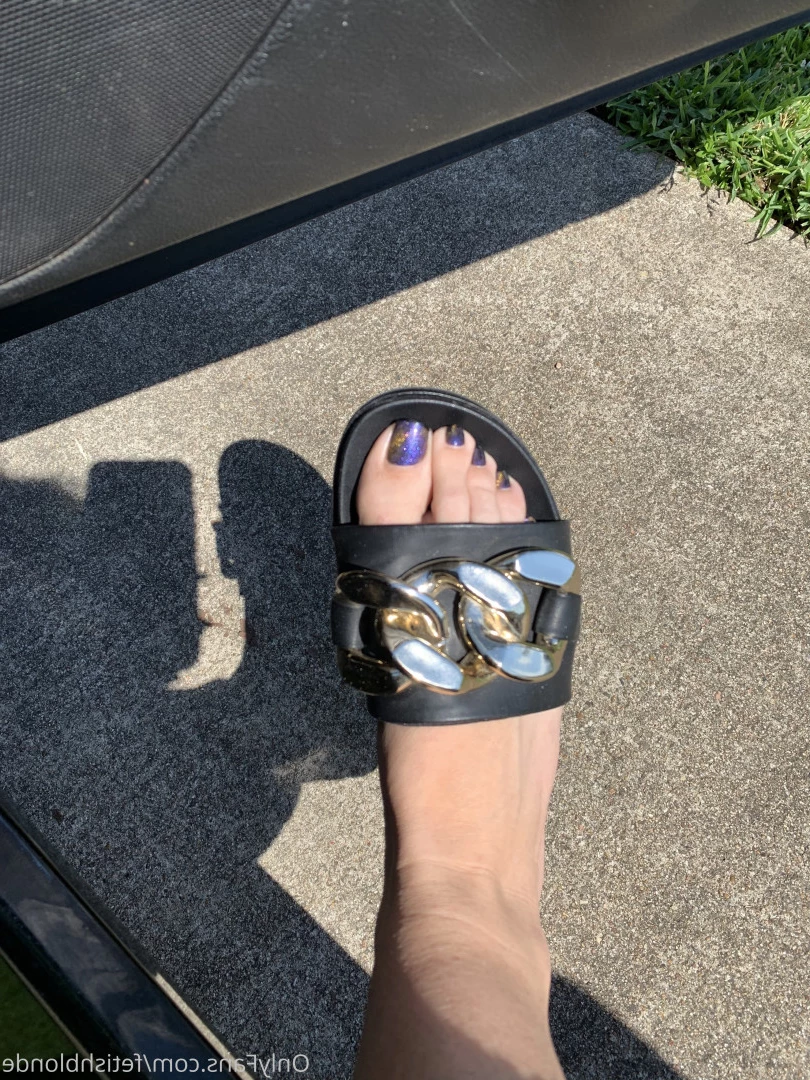 Foot fetish blonde [ fetishblonde ] Onlyfans leaked photo 10208487 on Hotleaks.tv