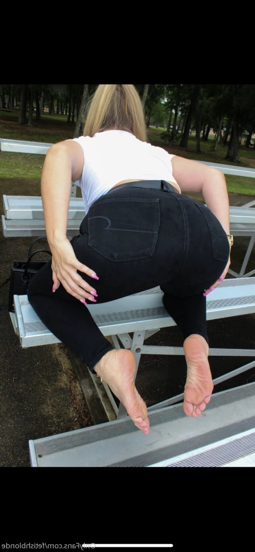 Foot fetish blonde [ fetishblonde ] Onlyfans leaked photo 10209214 on Hotleaks.tv