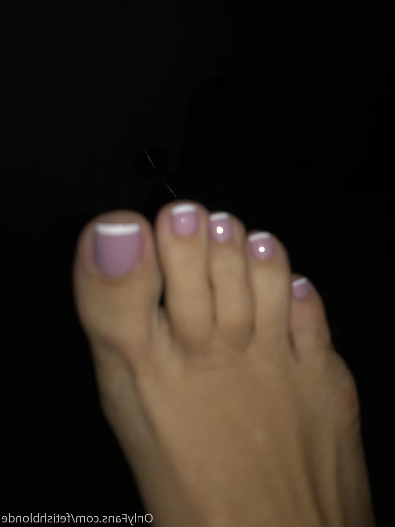 Foot fetish blonde [ fetishblonde ] Onlyfans leaked photo 10209463 on Hotleaks.tv