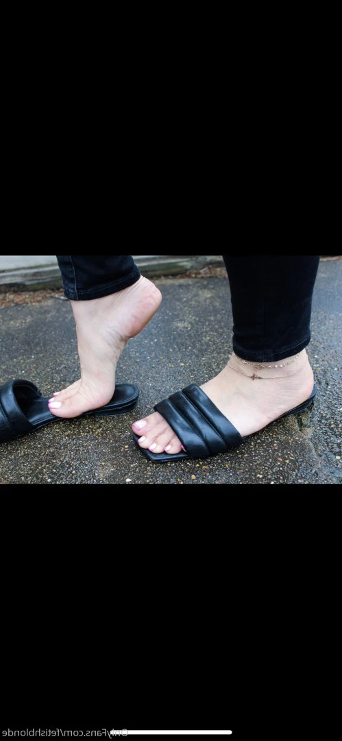 Foot fetish blonde [ fetishblonde ] Onlyfans leaked photo 10211564 on Hotleaks.tv