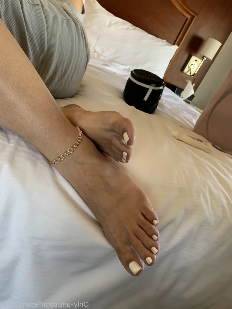 Foot fetish blonde [ fetishblonde ] Onlyfans leaked photo 10213156 on Hotleaks.tv