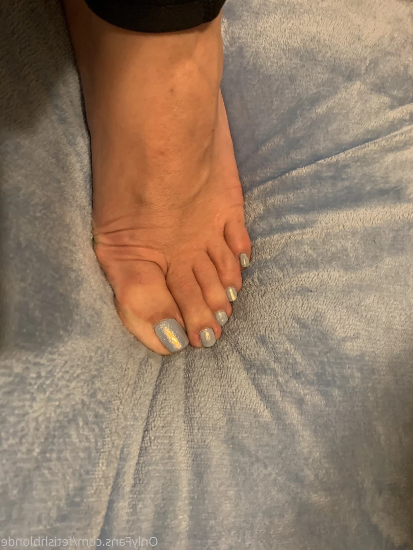 Foot fetish blonde [ fetishblonde ] Onlyfans leaked photo 10213221 on Hotleaks.tv