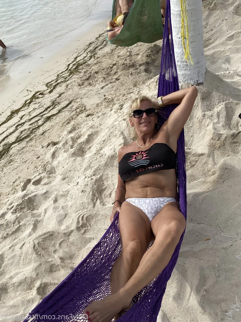 FitCougar Bianca [ fitcougar50 ] Onlyfans leaked photo 8624961 on Hotleaks.tv