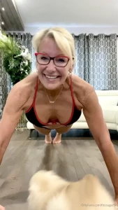FitCougar Bianca [ fitcougar50 ] Onlyfans leaked video 10416508 on Hotleaks.tv
