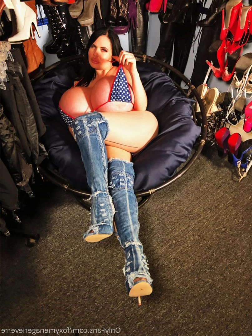 Foxy Menagerie Verre [ foxymenagerieverre ] Onlyfans leaked photo 11320310 on Hotleaks.tv