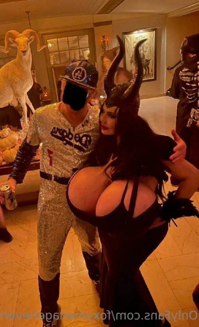 Foxy Menagerie Verre [ foxymenagerieverre ] Onlyfans leaked photo 12651021 on Hotleaks.tv