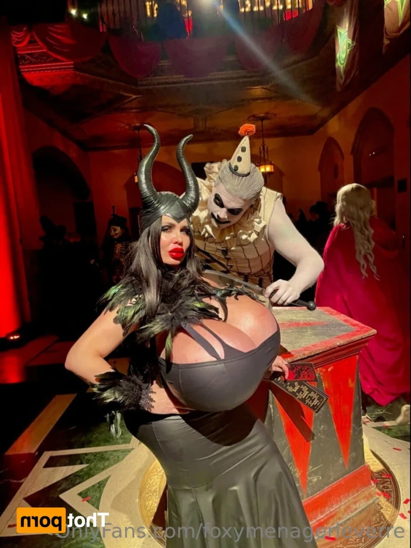 Foxy Menagerie Verre [ foxymenagerieverre ] Onlyfans leaked photo 12651027 on Hotleaks.tv