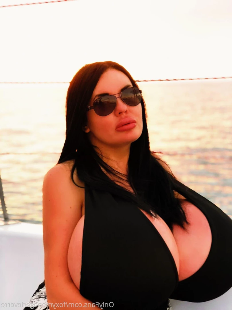 Foxy Menagerie Verre [ foxymenagerieverre ] Onlyfans leaked photo 12863711 on Hotleaks.tv