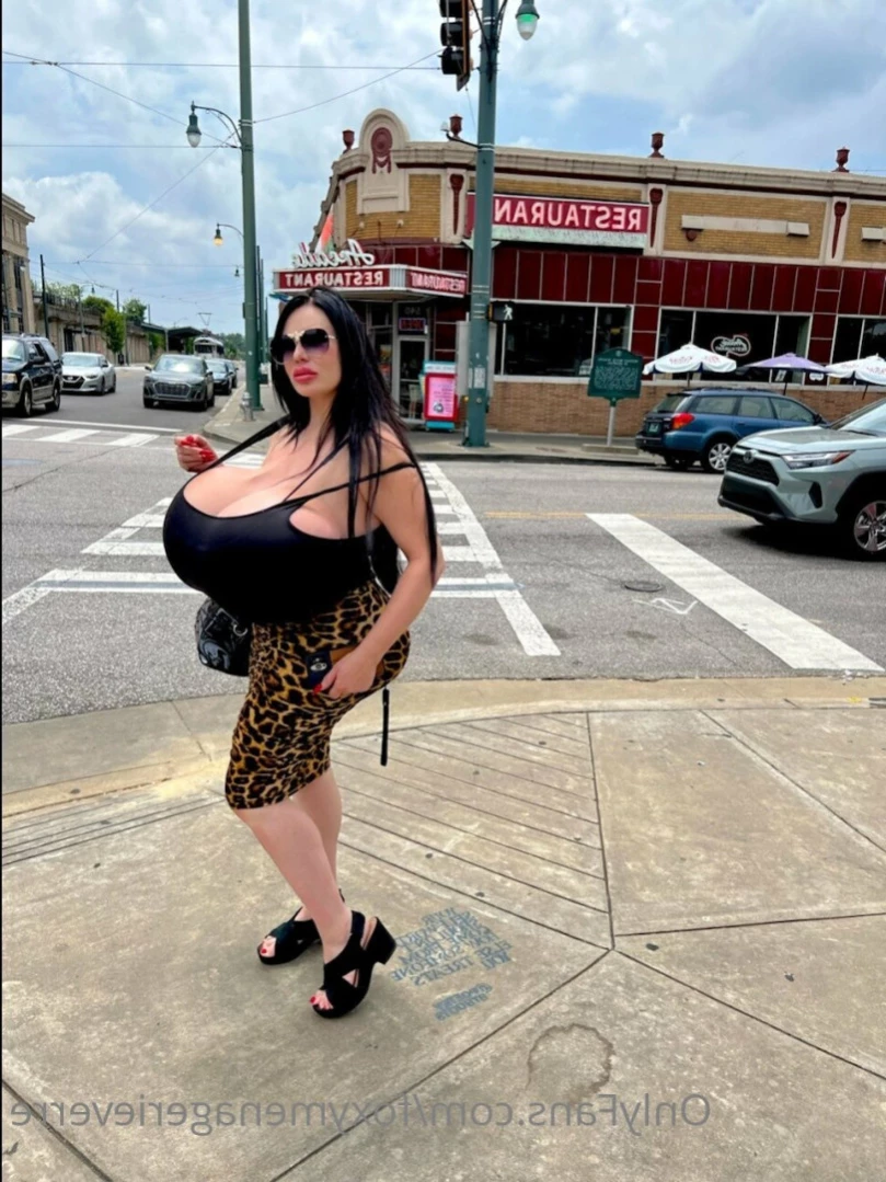 Foxy Menagerie Verre [ foxymenagerieverre ] Onlyfans leaked photo 13226880 on Hotleaks.tv
