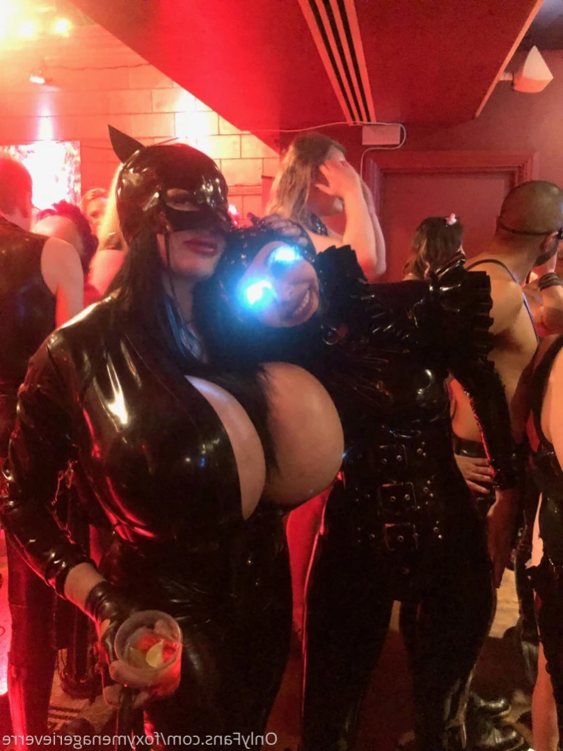 Foxy Menagerie Verre [ foxymenagerieverre ] Onlyfans leaked photo 13242359 on Hotleaks.tv