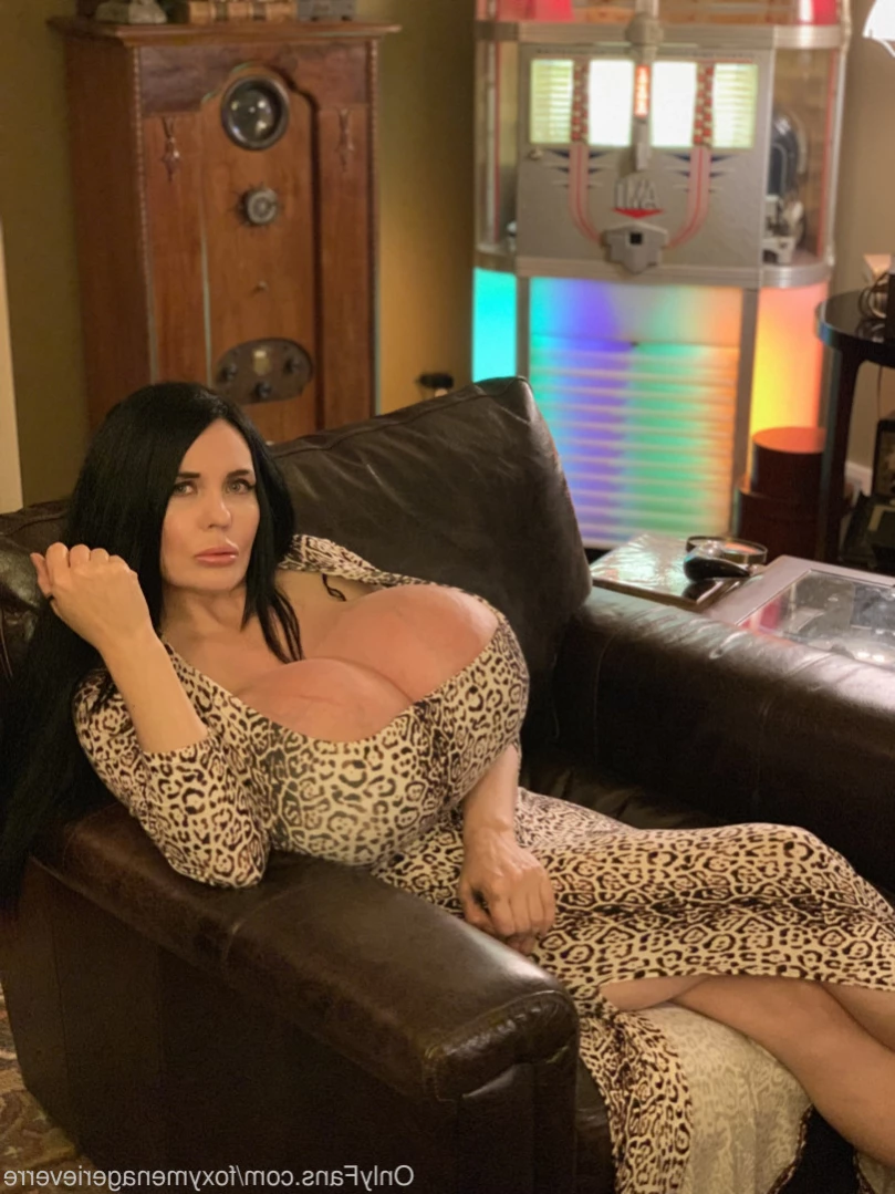 Foxy Menagerie Verre [ foxymenagerieverre ] Onlyfans leaked photo 13244922 on Hotleaks.tv
