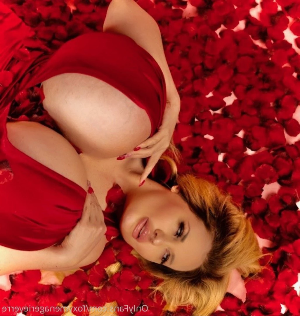 Foxy Menagerie Verre [ foxymenagerieverre ] Onlyfans leaked photo 16068478 on Hotleaks.tv