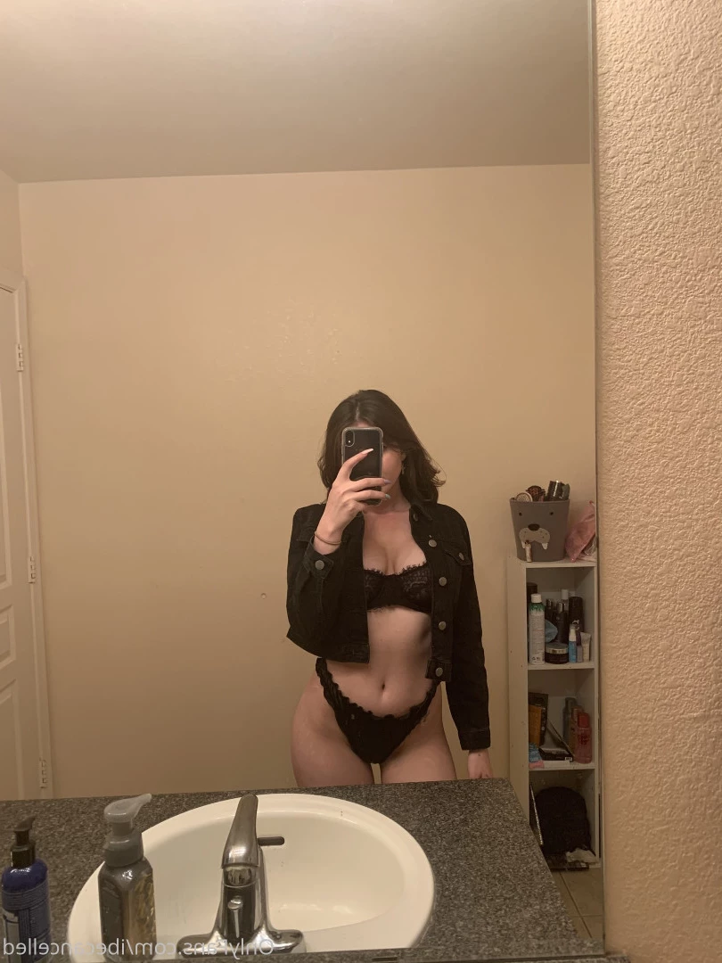 iloveyou [ g57321 ] Onlyfans leaked photo 8533435 on Hotleaks.tv