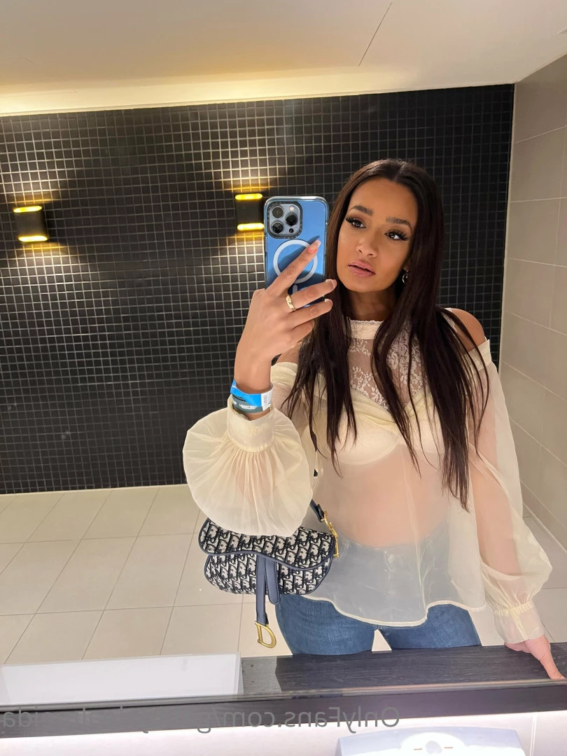 Gabby [ gabbydealmeida ] Onlyfans leaked photo 8790808 on Hotleaks.tv