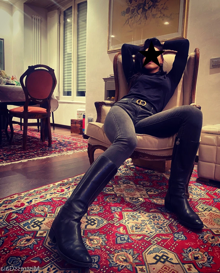 Mistress Gaia [ gaiapadrona ] Onlyfans leaked photo 10060648 on Hotleaks.tv