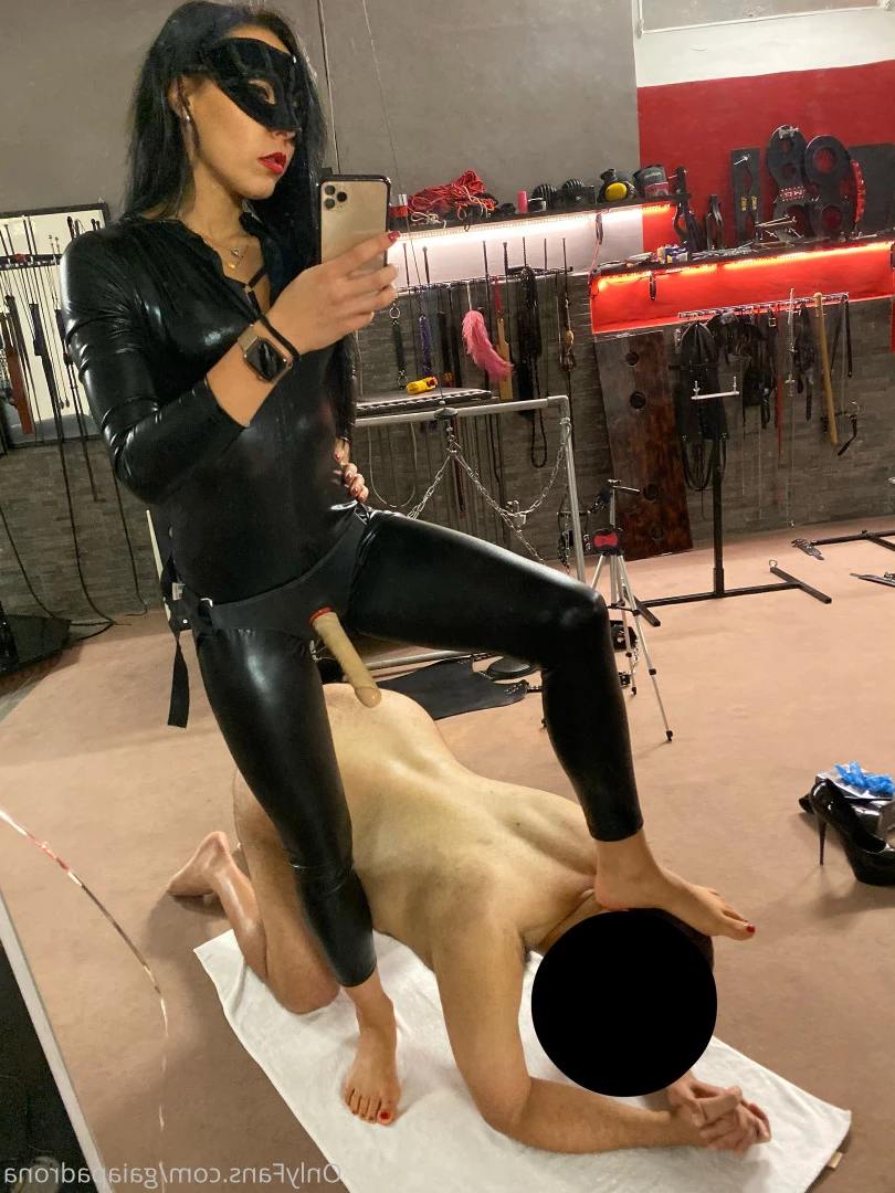 Mistress Gaia [ gaiapadrona ] Onlyfans leaked photo 10061211 on Hotleaks.tv