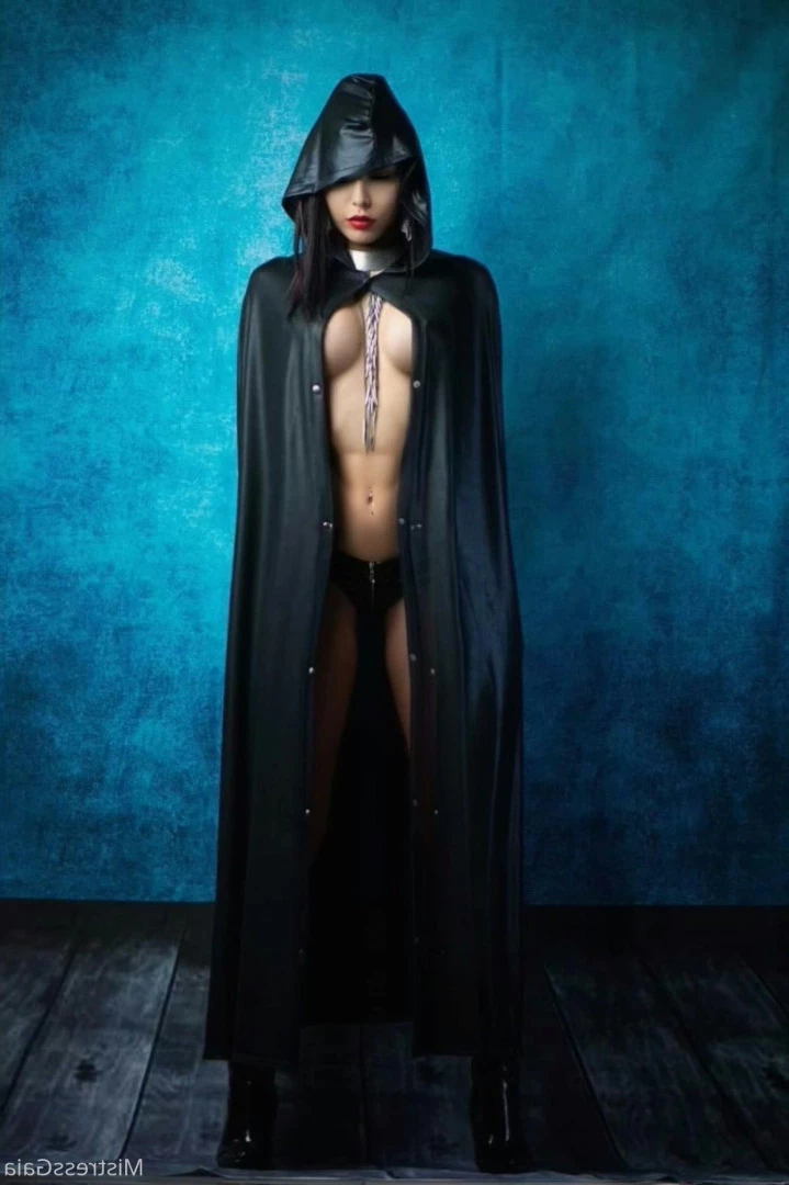 Mistress Gaia [ gaiapadrona ] Onlyfans leaked photo 10062375 on Hotleaks.tv