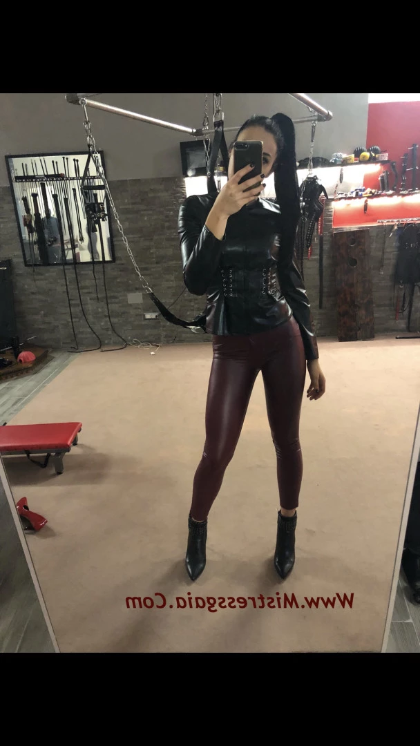 Mistress Gaia [ gaiapadrona ] Onlyfans leaked photo 10062906 on Hotleaks.tv