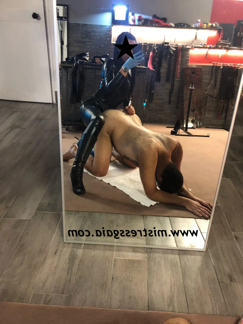 Mistress Gaia [ gaiapadrona ] Onlyfans leaked photo 10063044 on Hotleaks.tv