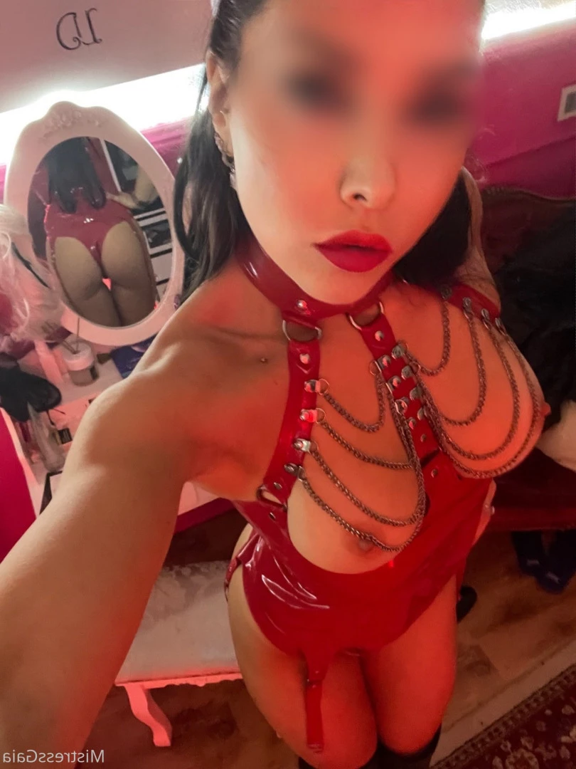 Mistress Gaia [ gaiapadrona ] Onlyfans leaked photo 10063416 on Hotleaks.tv