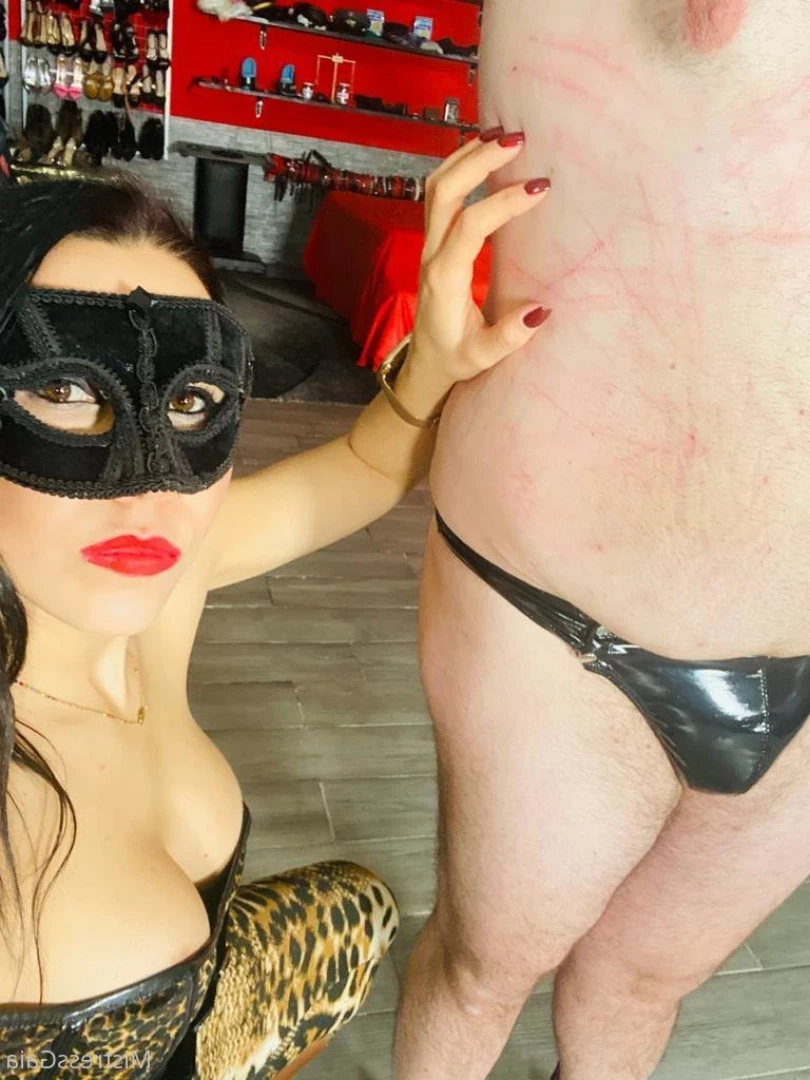 Mistress Gaia [ gaiapadrona ] Onlyfans leaked photo 10063678 on Hotleaks.tv