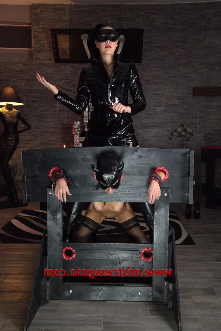 Mistress Gaia [ gaiapadrona ] Onlyfans leaked photo 10065674 on Hotleaks.tv