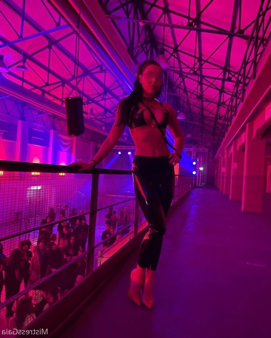 Mistress Gaia [ gaiapadrona ] Onlyfans leaked photo 10069928 on Hotleaks.tv