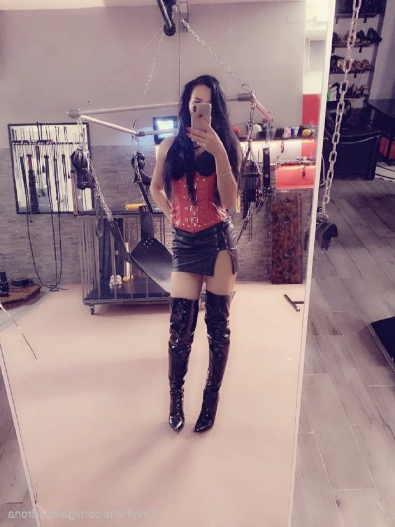 Mistress Gaia [ gaiapadrona ] Onlyfans leaked photo 10072379 on Hotleaks.tv