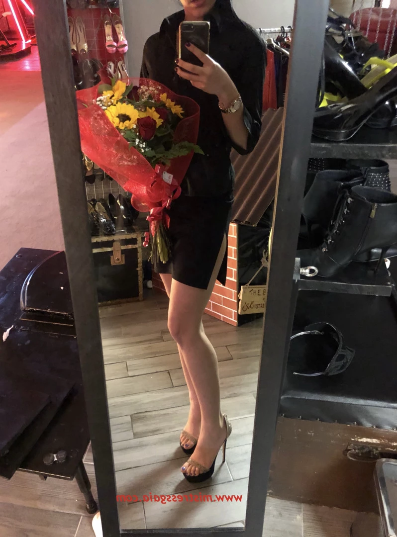Mistress Gaia [ gaiapadrona ] Onlyfans leaked photo 10073362 on Hotleaks.tv