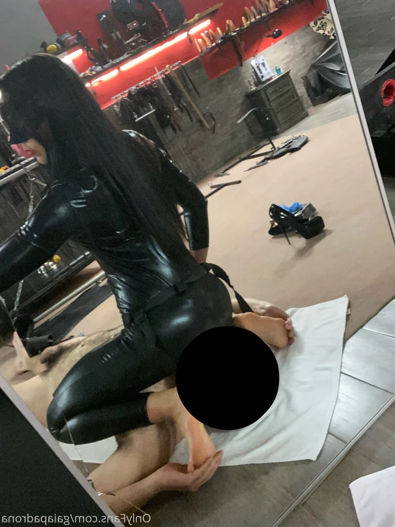 Mistress Gaia [ gaiapadrona ] Onlyfans leaked photo 10074386 on Hotleaks.tv